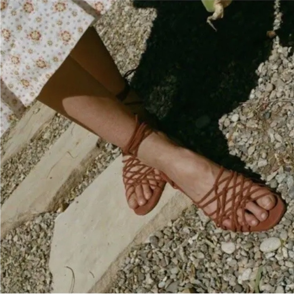 Doen - Casimira Sandal - Rust Suede -
Size 38